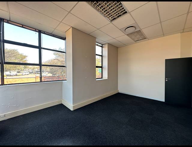 97M² OFFICE TO LET IN HIGHVELD TECHNOPARK